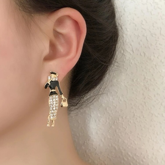 Accessories - New Inventory 🔥Rhinestone Decor Figure Stud Earrings🔥